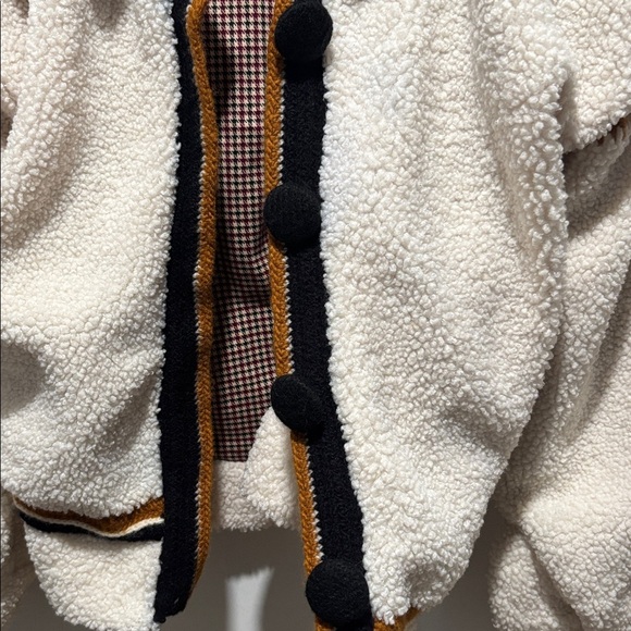 TACH Belen Teddy jacket - Picture 4 of 8